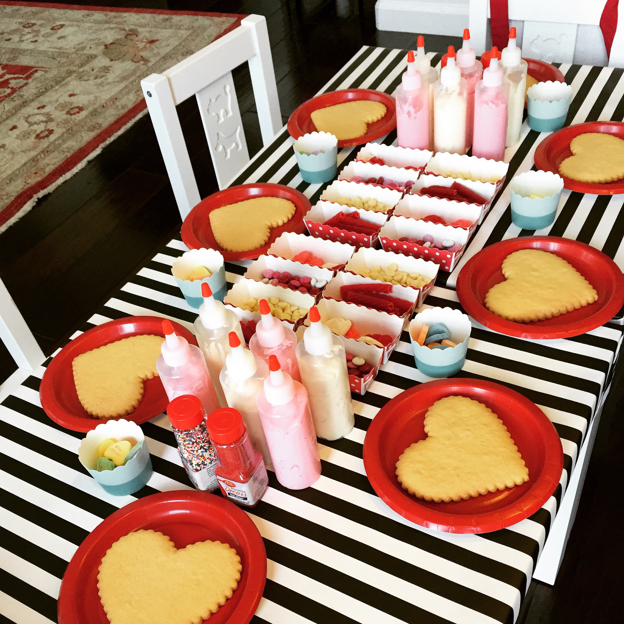 Five Ways to Use Wrapping Paper (beyond gifts) - Treehouse Threads